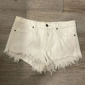 We the free size 28 frayed denim shorts in off white